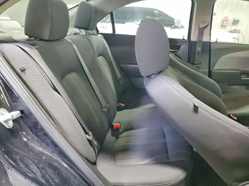 2019 CHEVROLET SONIC LT  