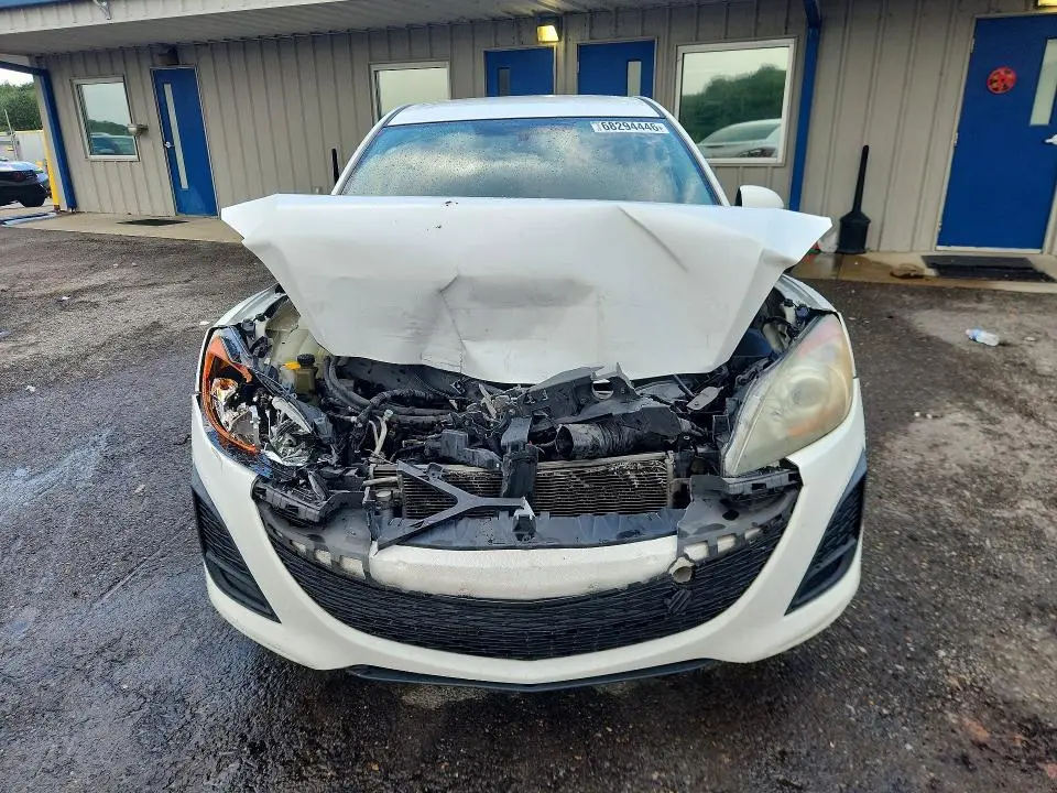 2011 MAZDA 3 I  