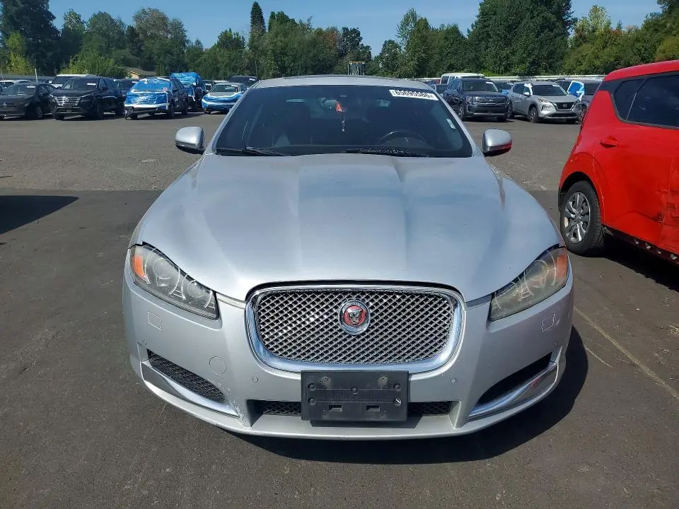 2014 JAGUAR XF   