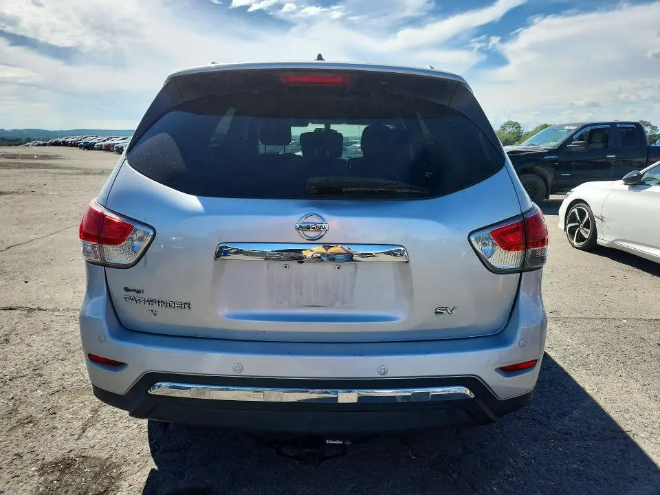 2013 NISSAN PATHFINDER S  