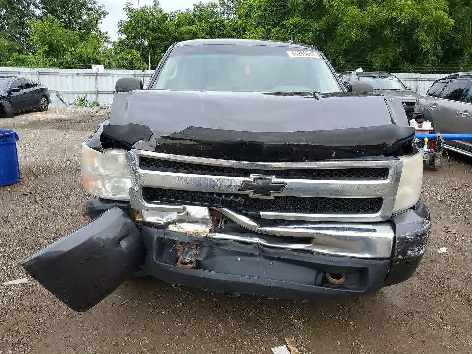 2011 CHEVROLET SILVERADO K1500 LS  