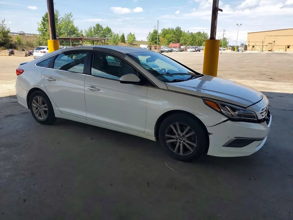 2016 HYUNDAI SONATA SE  