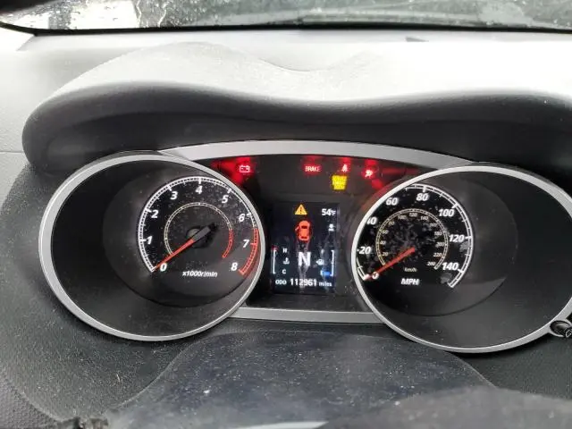 2010 MITSUBISHI OUTLANDER SE