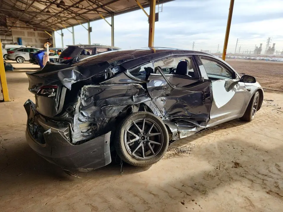 2021 TESLA MODEL 3   