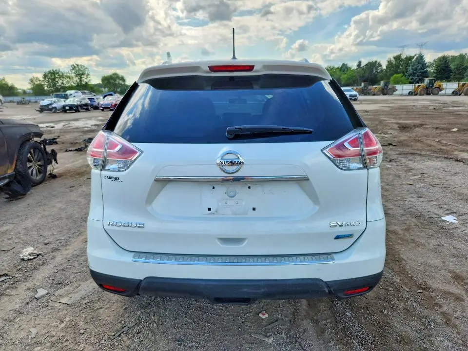 2014 NISSAN ROGUE SV  