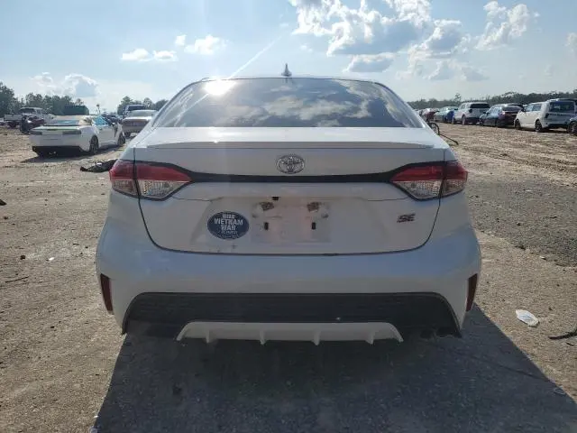 2020 TOYOTA COROLLA SE  