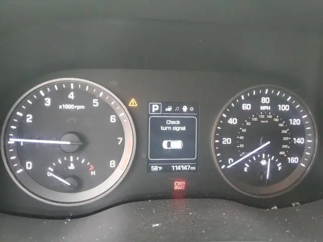 2017 HYUNDAI TUCSON SE  