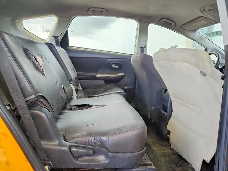 2016 TOYOTA PRIUS V THREE  