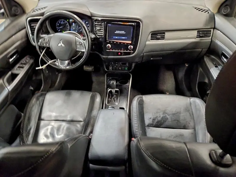 2020 MITSUBISHI OUTLANDER SE  