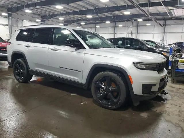 2024 JEEP GRAND CHEROKEE L LAREDO  