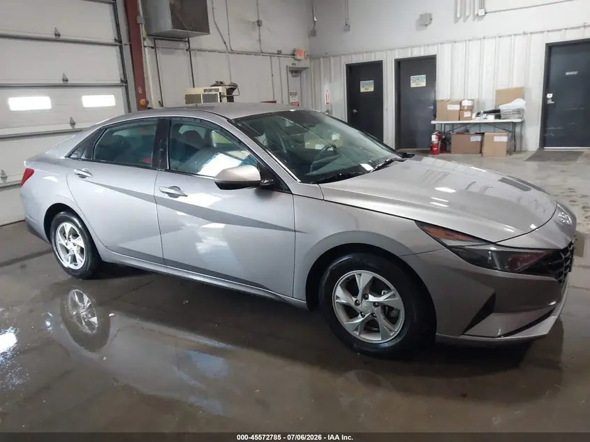 2023 HYUNDAI ELANTRA SE