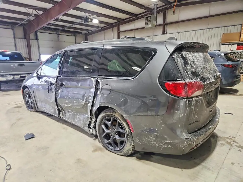 2018 CHRYSLER PACIFICA TOURING L PLUS  