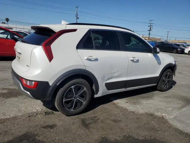 2023 KIA NIRO EX  