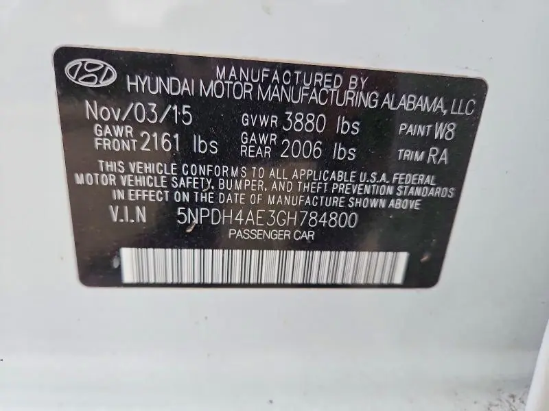 2016 HYUNDAI ELANTRA SE  