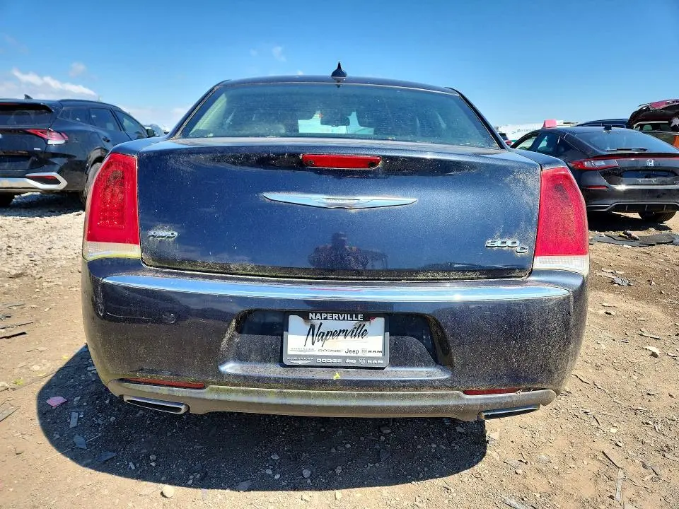 2016 CHRYSLER 300C   