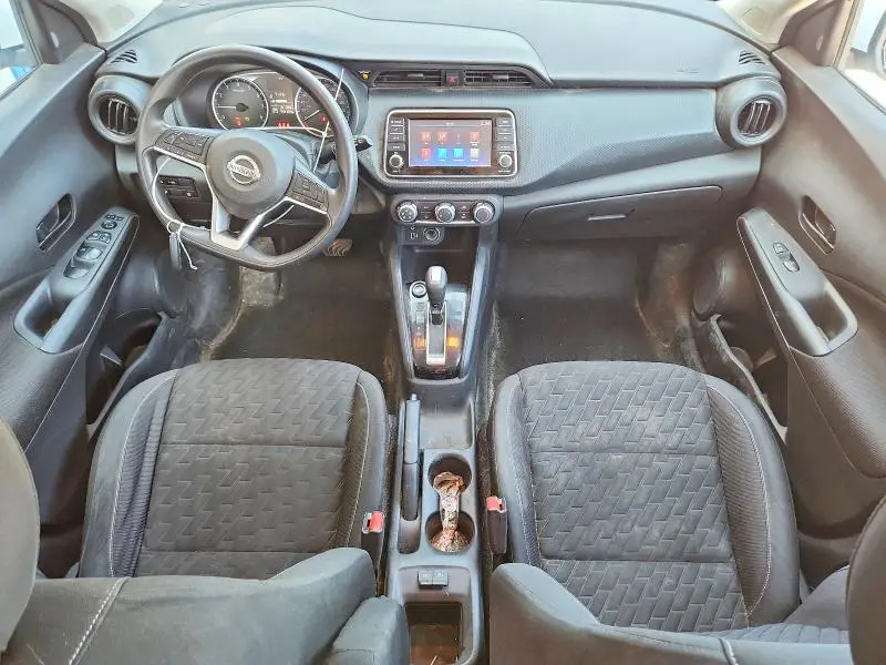 2021 NISSAN KICKS S  