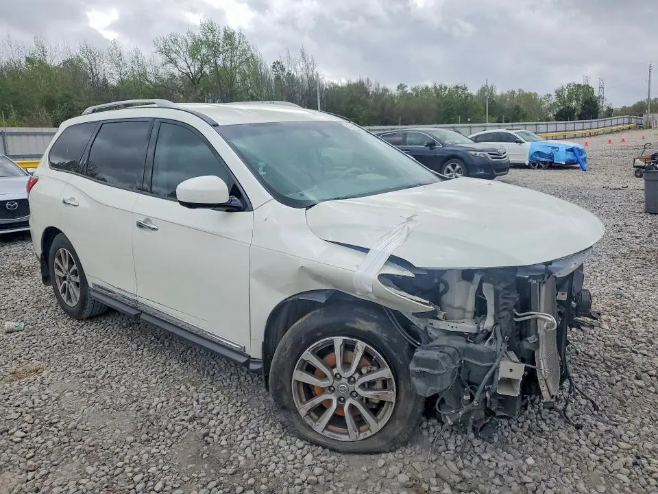 2015 NISSAN PATHFINDER SL  