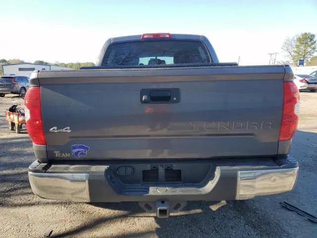 2017 TOYOTA TUNDRA CREWMAX LIMITED  