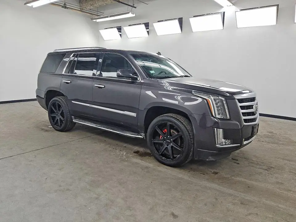 2015 CADILLAC ESCALADE LUXURY  