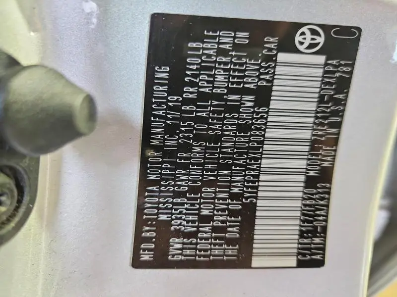 2020 TOYOTA COROLLA LE  