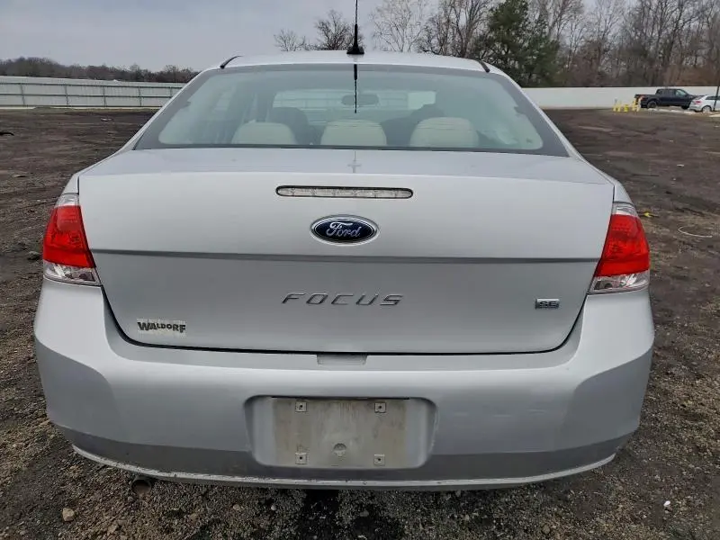 2010 FORD FOCUS SE  