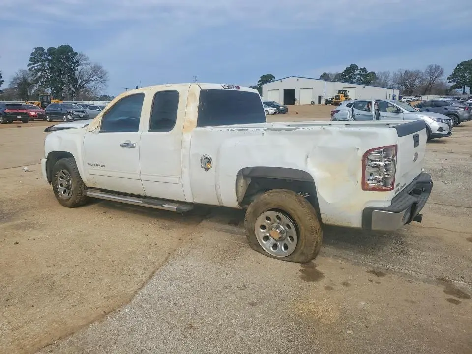 2011 CHEVROLET SILVERADO C1500 LS  