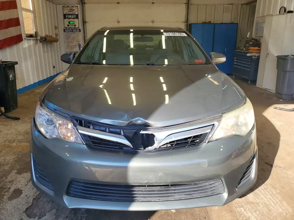2014 TOYOTA CAMRY LE  