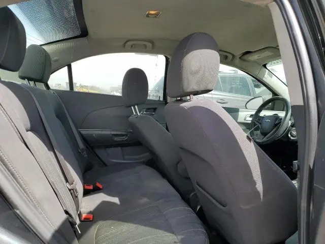 2015 CHEVROLET SONIC LT  