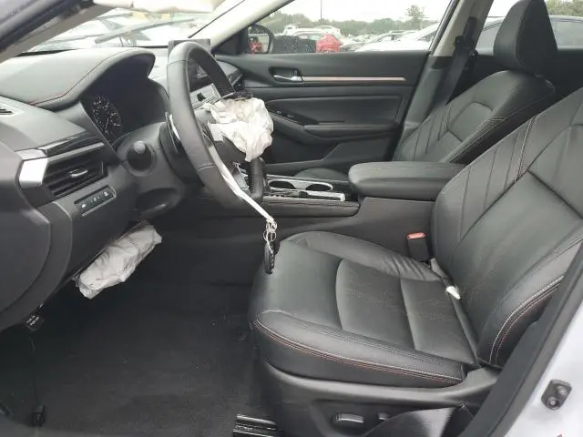 2024 NISSAN ALTIMA SR  