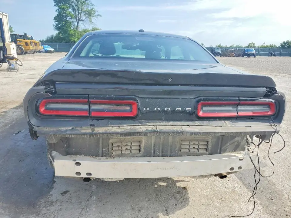 2018 DODGE CHALLENGER SXT  