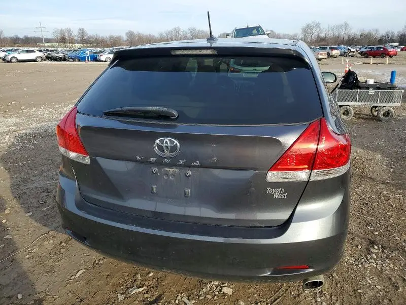 2010 TOYOTA VENZA   