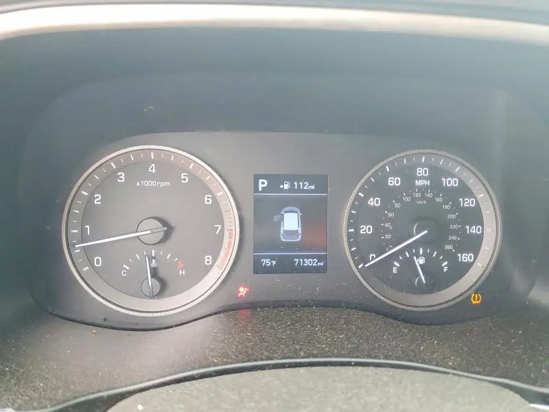 2020 HYUNDAI TUCSON SE  