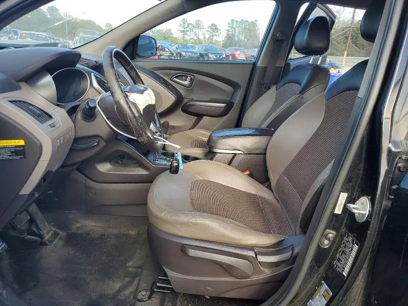 2011 HYUNDAI TUCSON GLS  