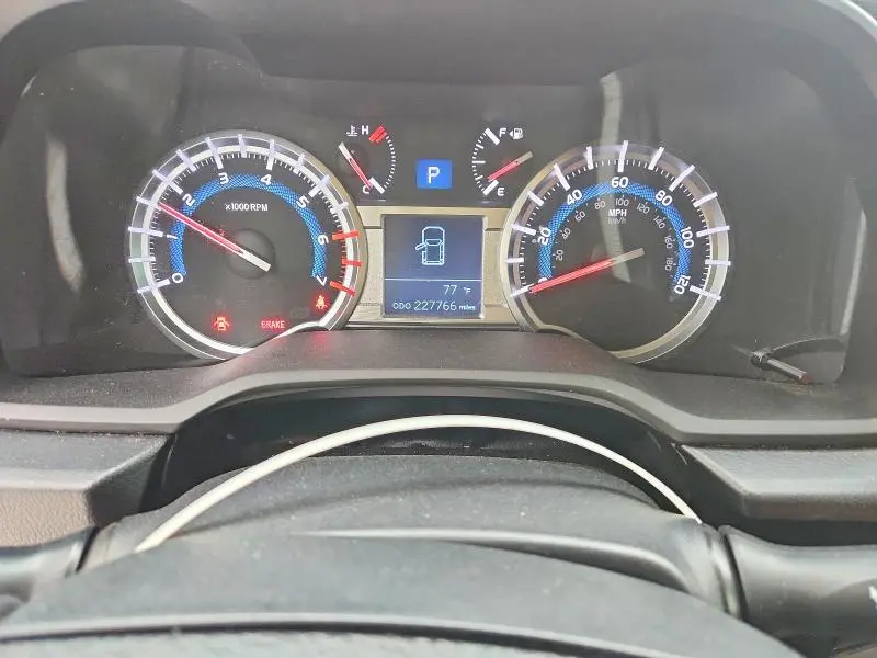 2014 TOYOTA 4RUNNER SR5  