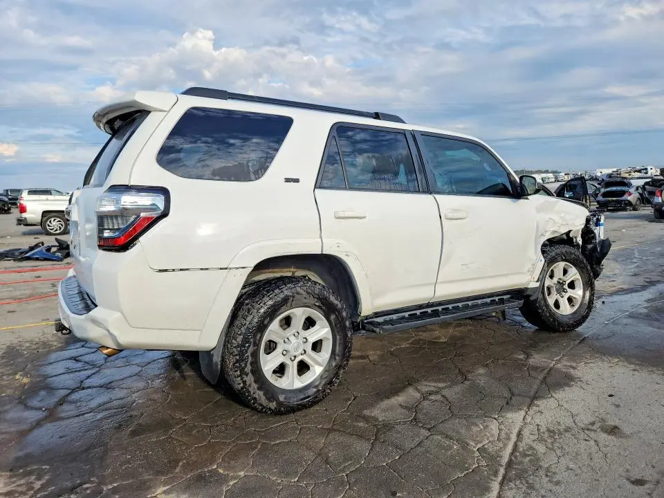 2014 TOYOTA 4RUNNER SR5  