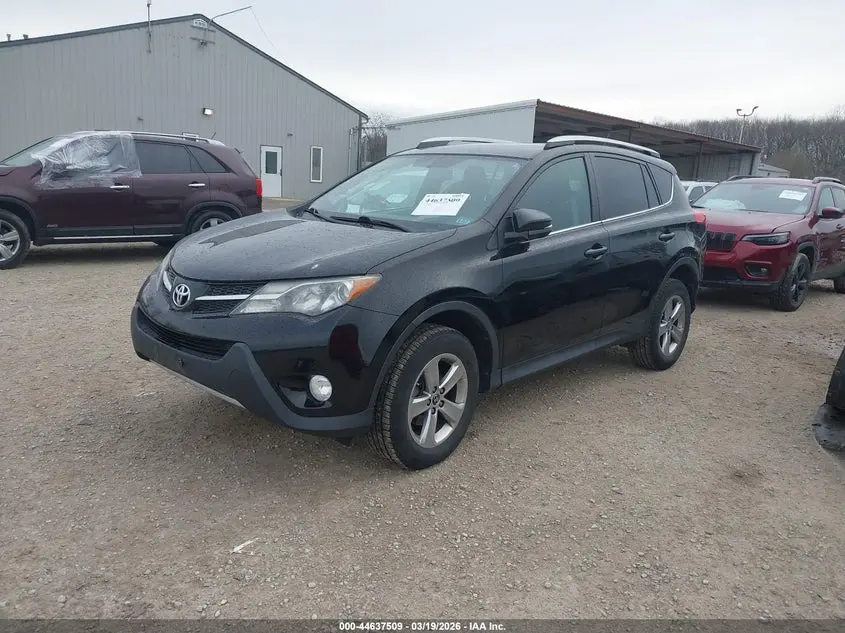 2015 TOYOTA RAV4 XLE