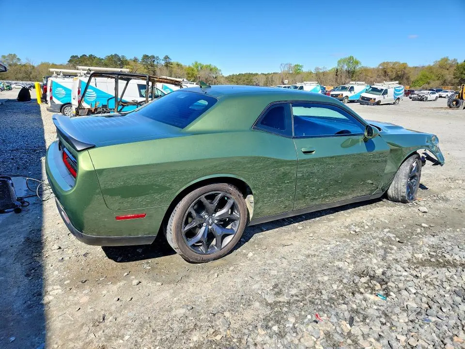 2020 DODGE CHALLENGER SXT  