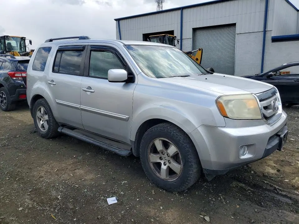 2011 HONDA PILOT EXL  
