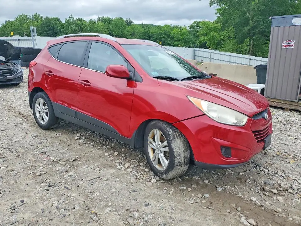 2010 HYUNDAI TUCSON GLS  