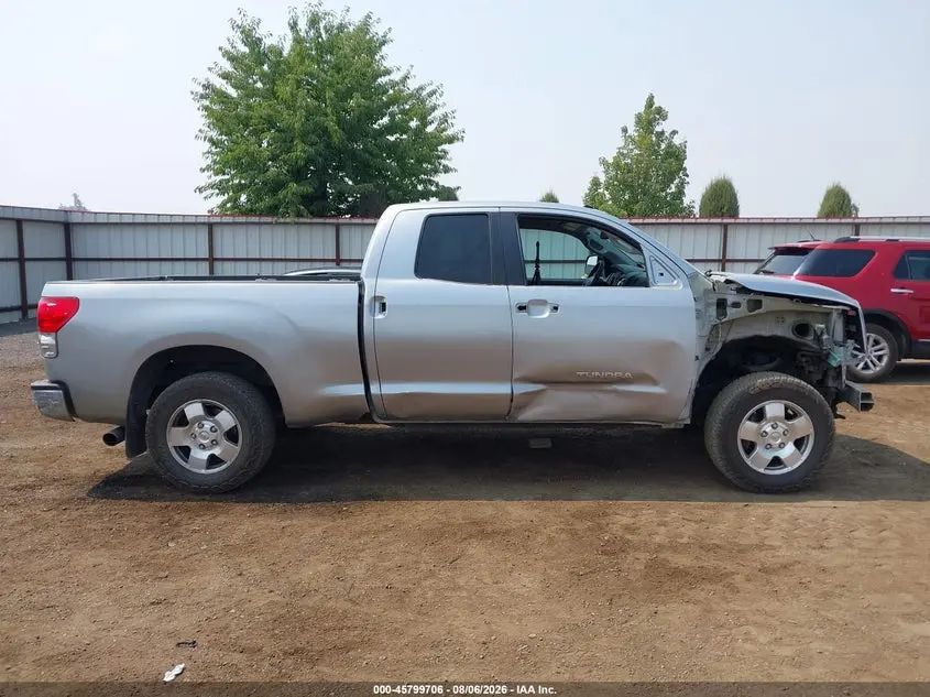 2013 TOYOTA TUNDRA GRADE 5.7L V8