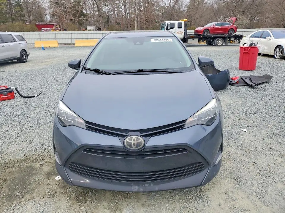2017 TOYOTA COROLLA XLE  
