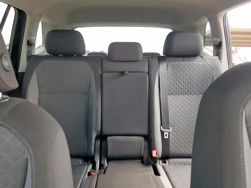 2019 VOLKSWAGEN TIGUAN S  