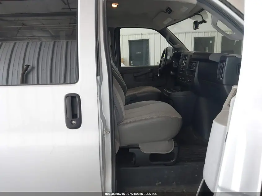 2016 CHEVROLET EXPRESS 3500 LT