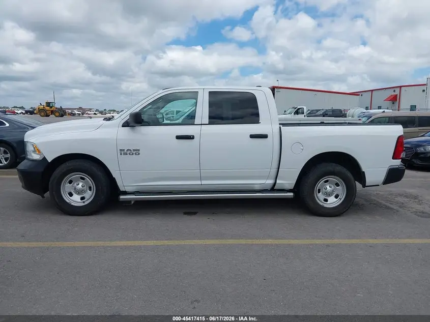 2017 RAM 1500 TRADESMAN  4X2 5'7 BOX