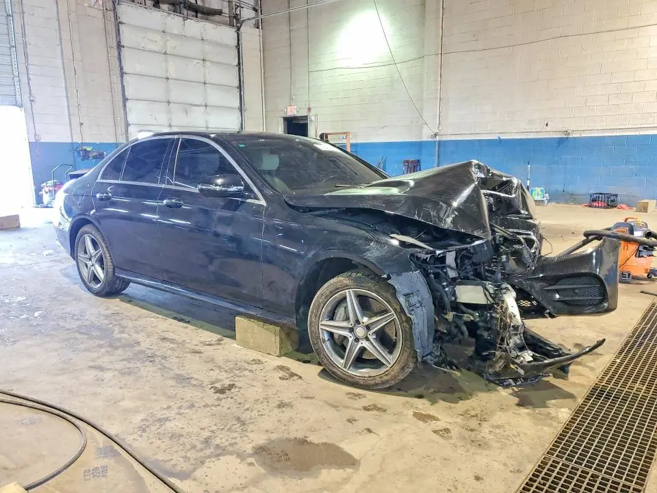 2017 MERCEDES-BENZ E 300 4MATIC  