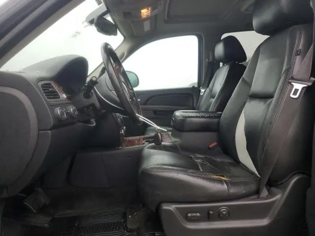2013 CHEVROLET SUBURBAN K1500 LTZ  
