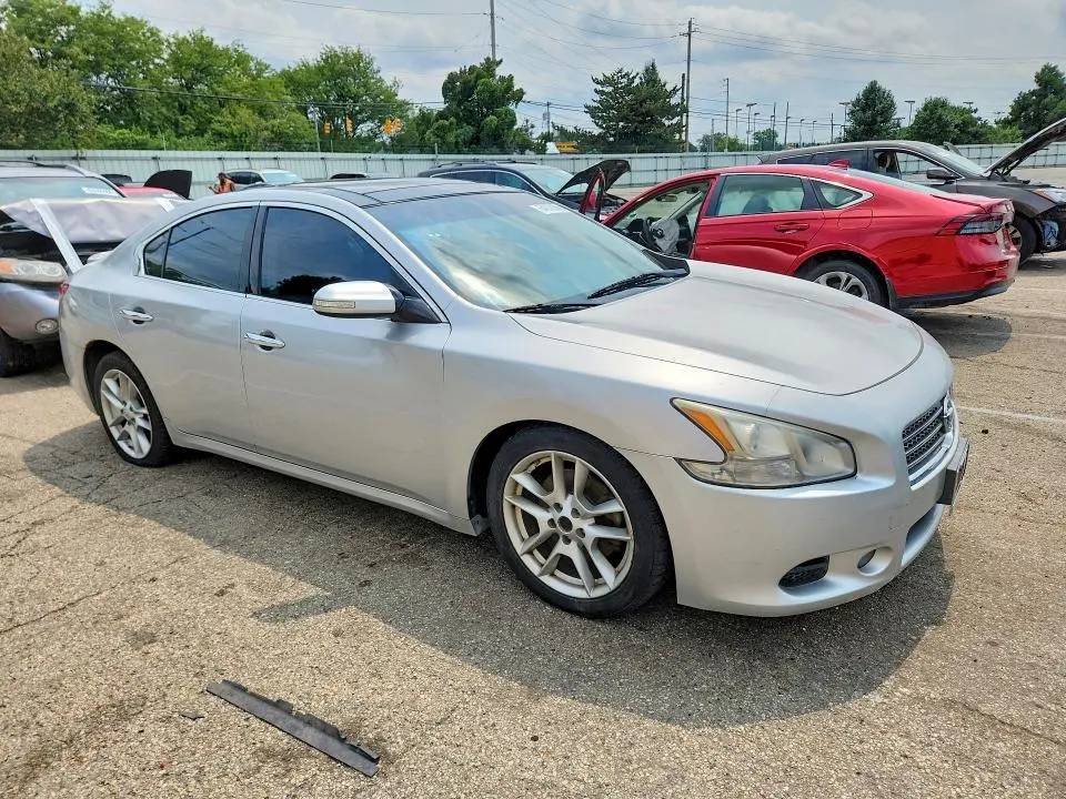 2011 NISSAN MAXIMA 3.5 S  