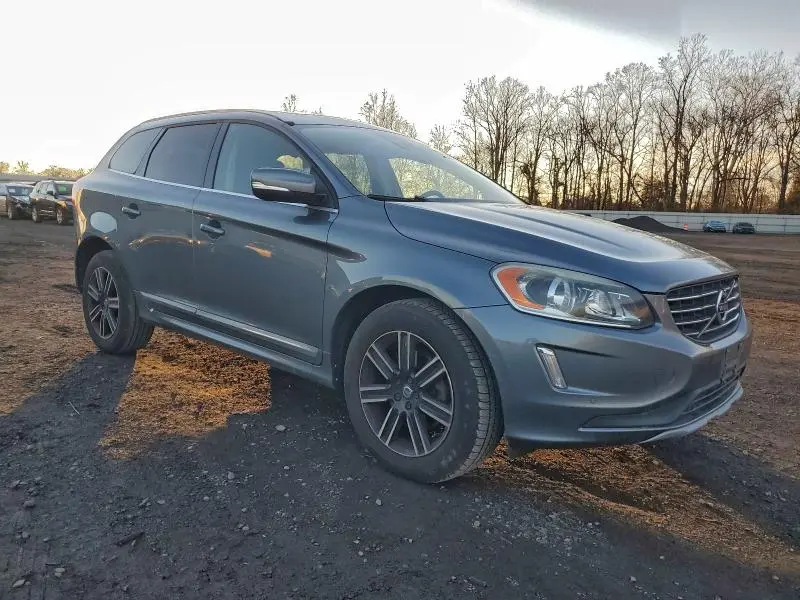 2016 VOLVO XC60 T6 PREMIER  