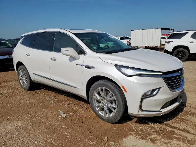 2022 BUICK ENCLAVE ESSENCE  