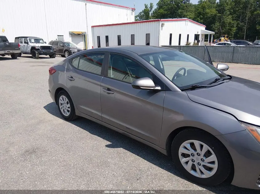 2019 HYUNDAI ELANTRA SE
